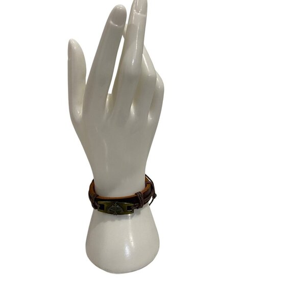 Love Sign Cupids Bow Bracelet Brown genuine Leather Adjustable Wristband - Picture 3 of 12